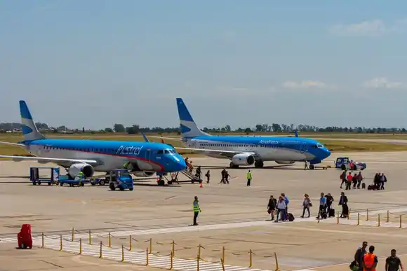 Buenas noticias para la provincia: el Aeropuerto de Sauce Viejo será internacional