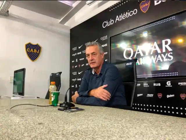 Alfaro y las frases inútiles
