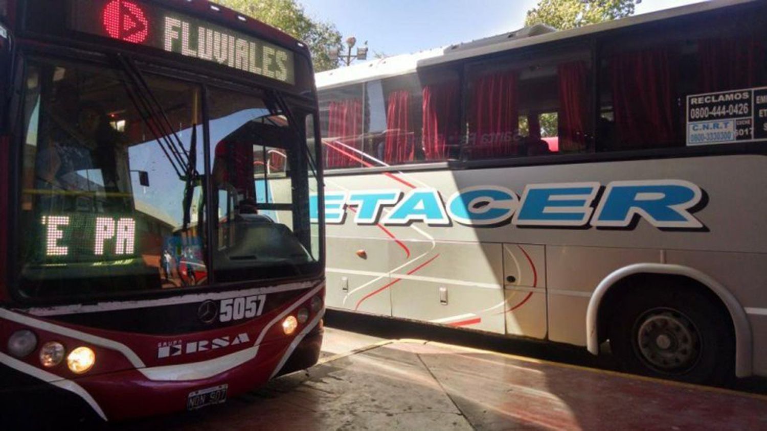 Se reactivaron colectivos Paraná-Santa Fe