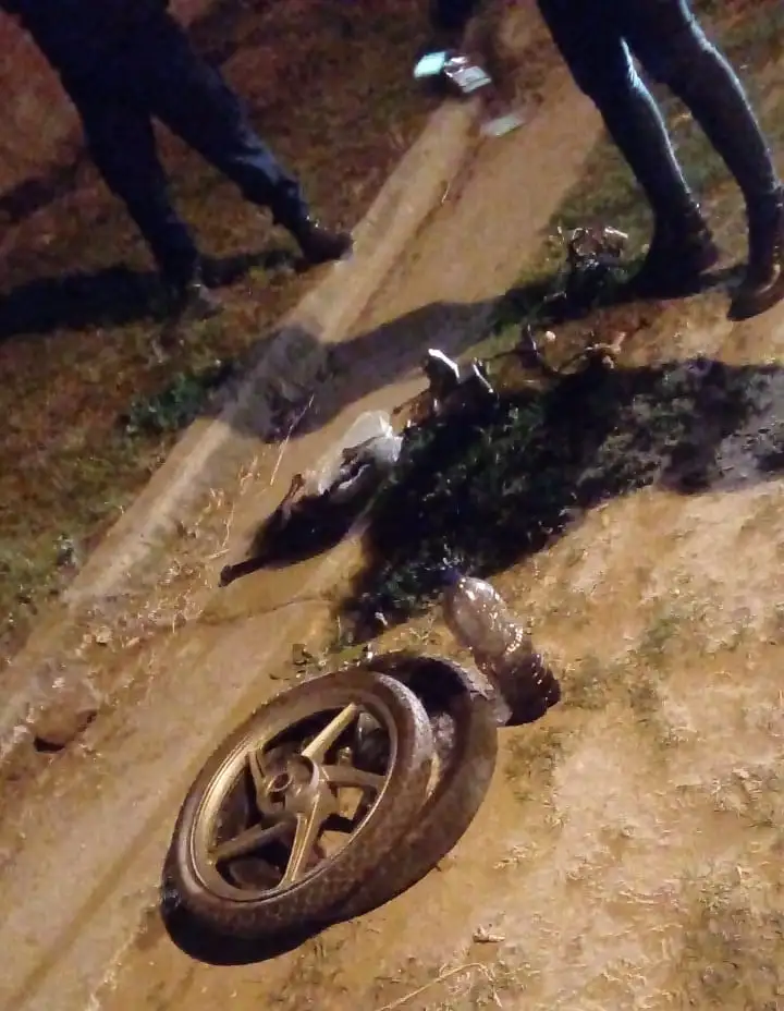 Interceptaron a dos jóvenes con partes de motos y herramientas robadas