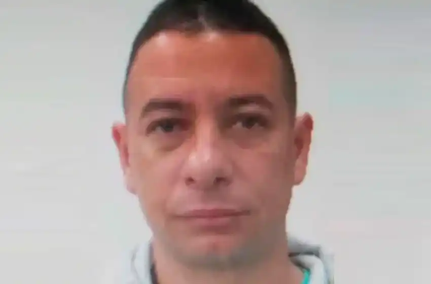 Continúa la búsqueda de un hombre acusado de abusar de su ahijado menor en Mar del Plata