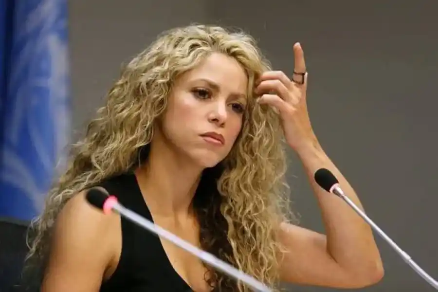 Una ex empleada de Shakira detalló como es el trato de la cantante en la intimidad: "Pide que no la miren a los ojos"