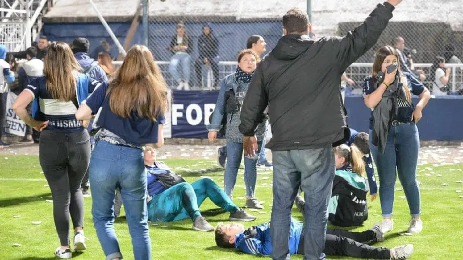 Incidentes en La Plata: Gimnasia aportó un video clave a la Policía donde se ve cómo comenzaron los disturbios 