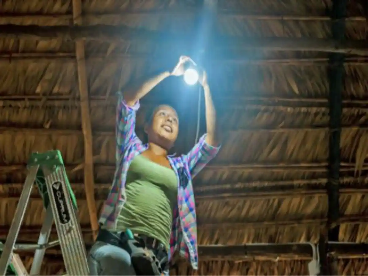 Pueblos indígenas en Nariño reciben energía eléctrica por primera vez