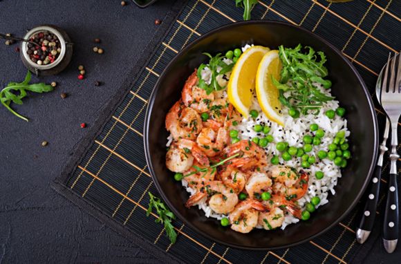 NO dieta: regular la cantidad y no prohibir alimentos