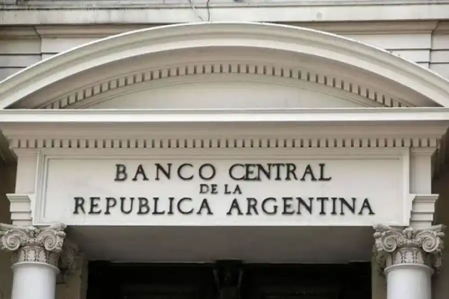 "Emisión cero", la nueva política monetaria del BCRA desde este lunes: ¿qué significa?
