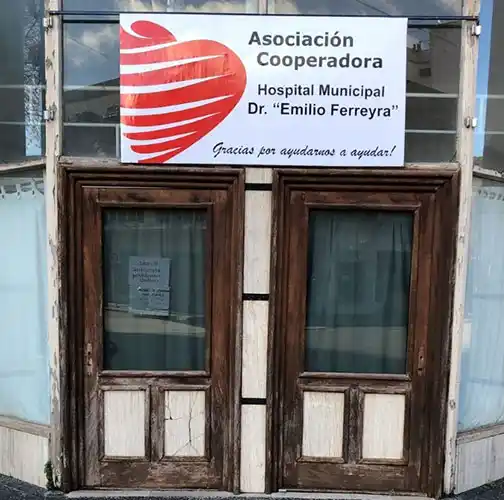 Abre la feria del hospital