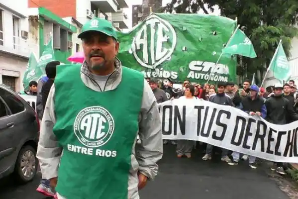 ATE definió un plan de lucha que incluye acampe, asambleas y paro