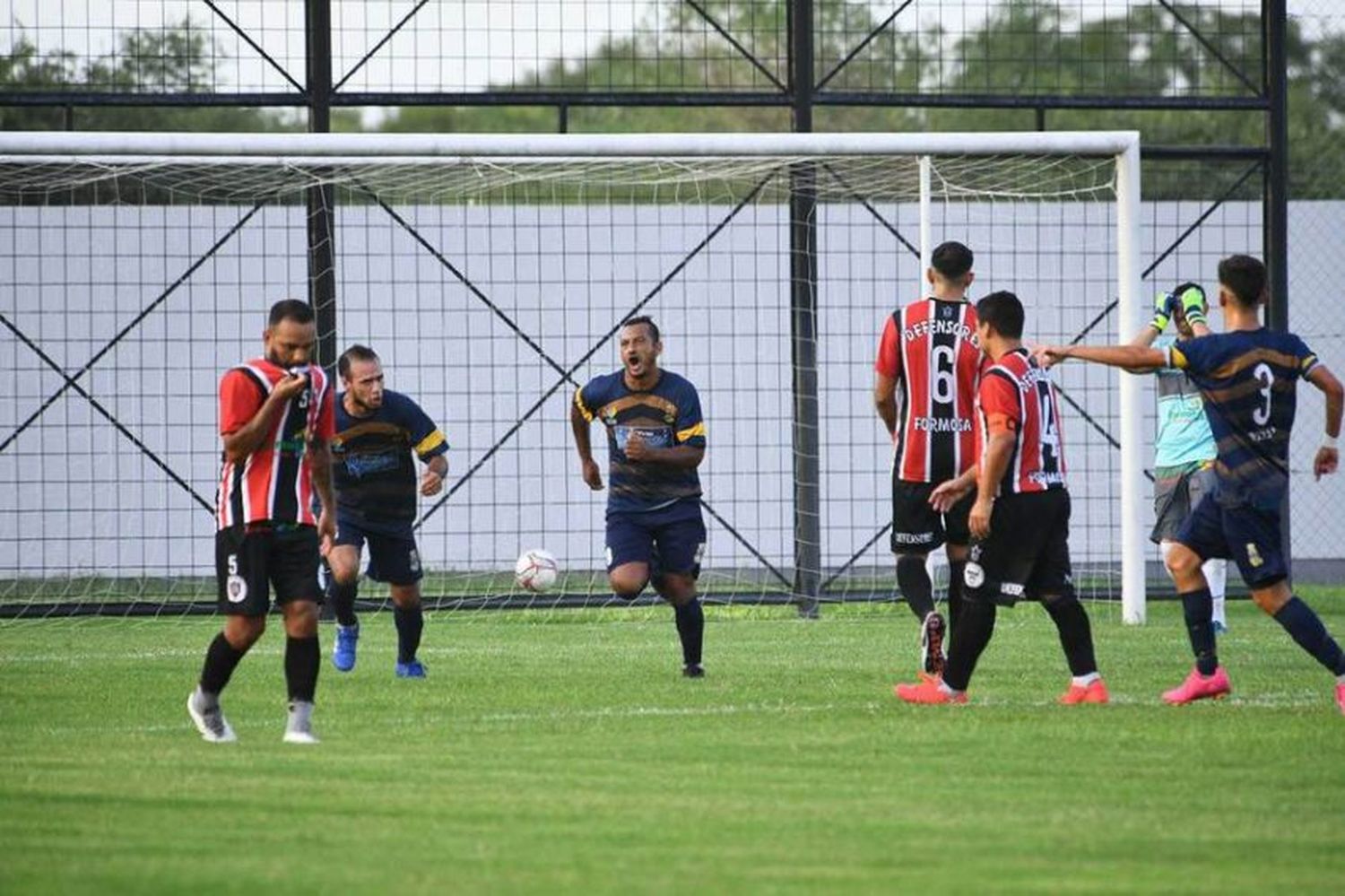 El domingo el Antonio Romero vuelve a recibir al duelo de capitalinos