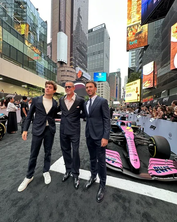 El encuentro de Franco Colapinto y Brad Pitt durante la premiere de la película de la Fórmula 1 que se volvió viral