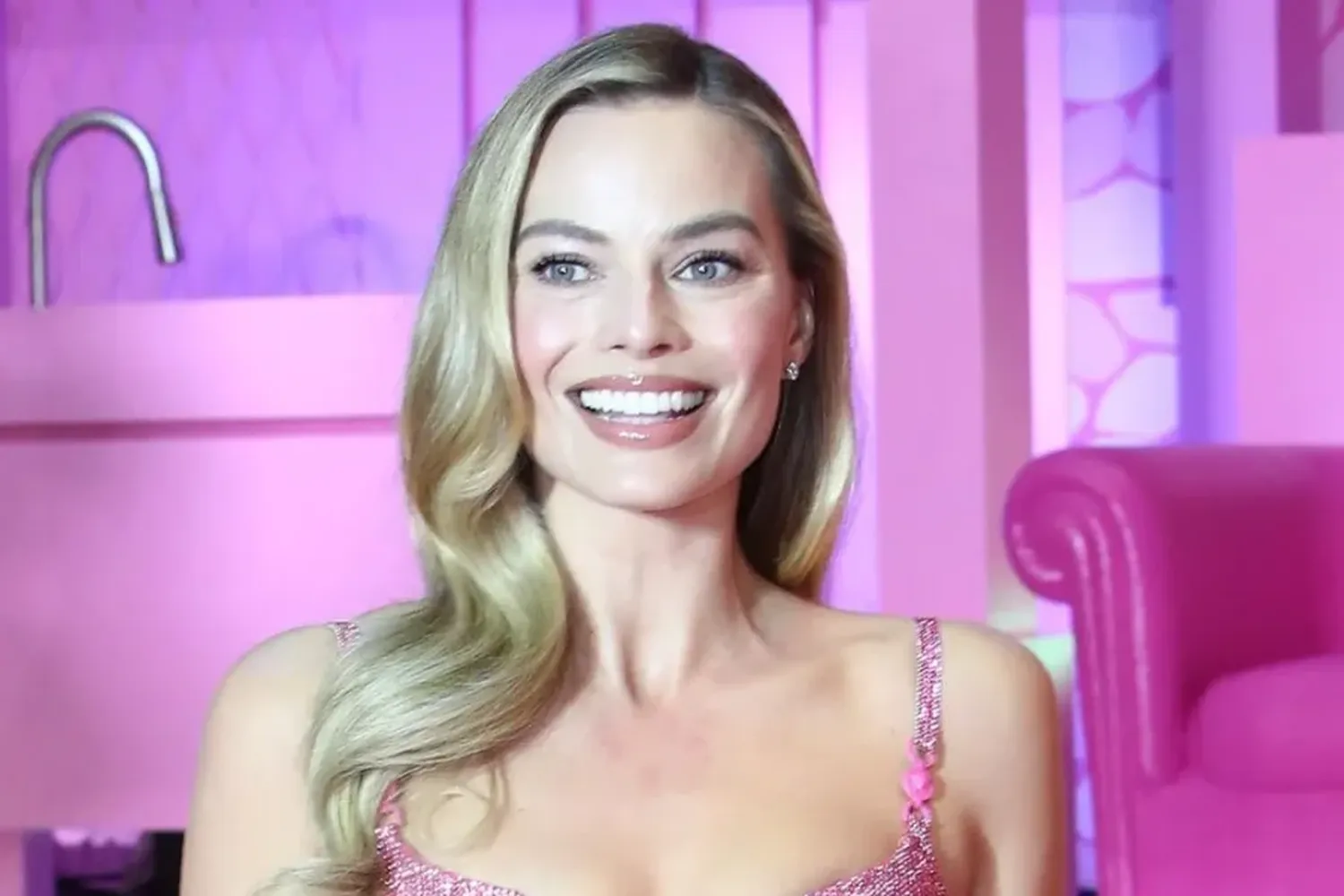 Se conoció la millonaria cifra que ganará Margot Robbie por "Barbie"