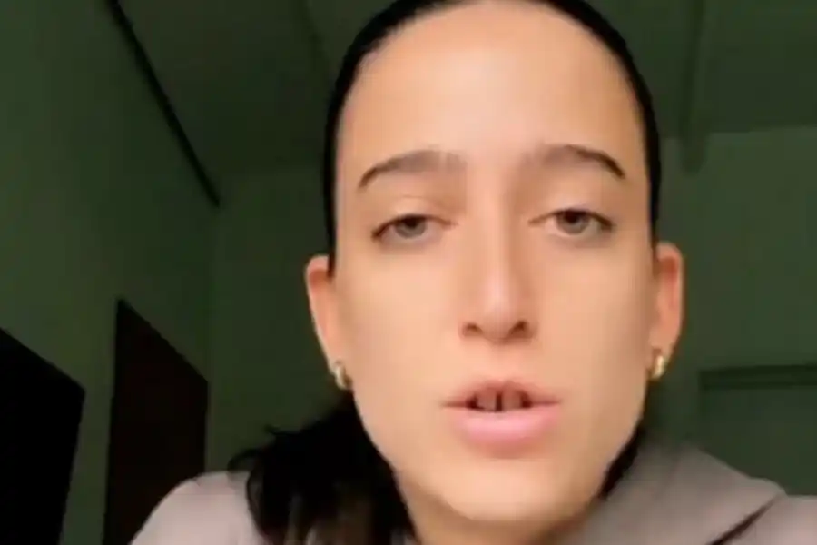 "Se cosas": Una ex alumna de Jey Mammón reveló por qué lo echaron como catequista de un colegio