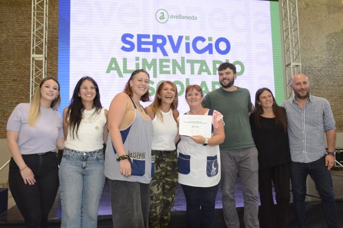 Juan Sorrentino, responsable del SAE, encabezó ambas entregas.