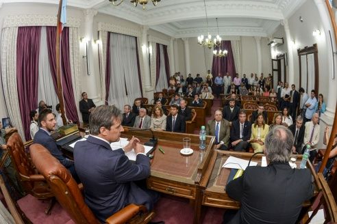 Bahl tomó juramento a los miembros del Jurado de Enjuiciamiento