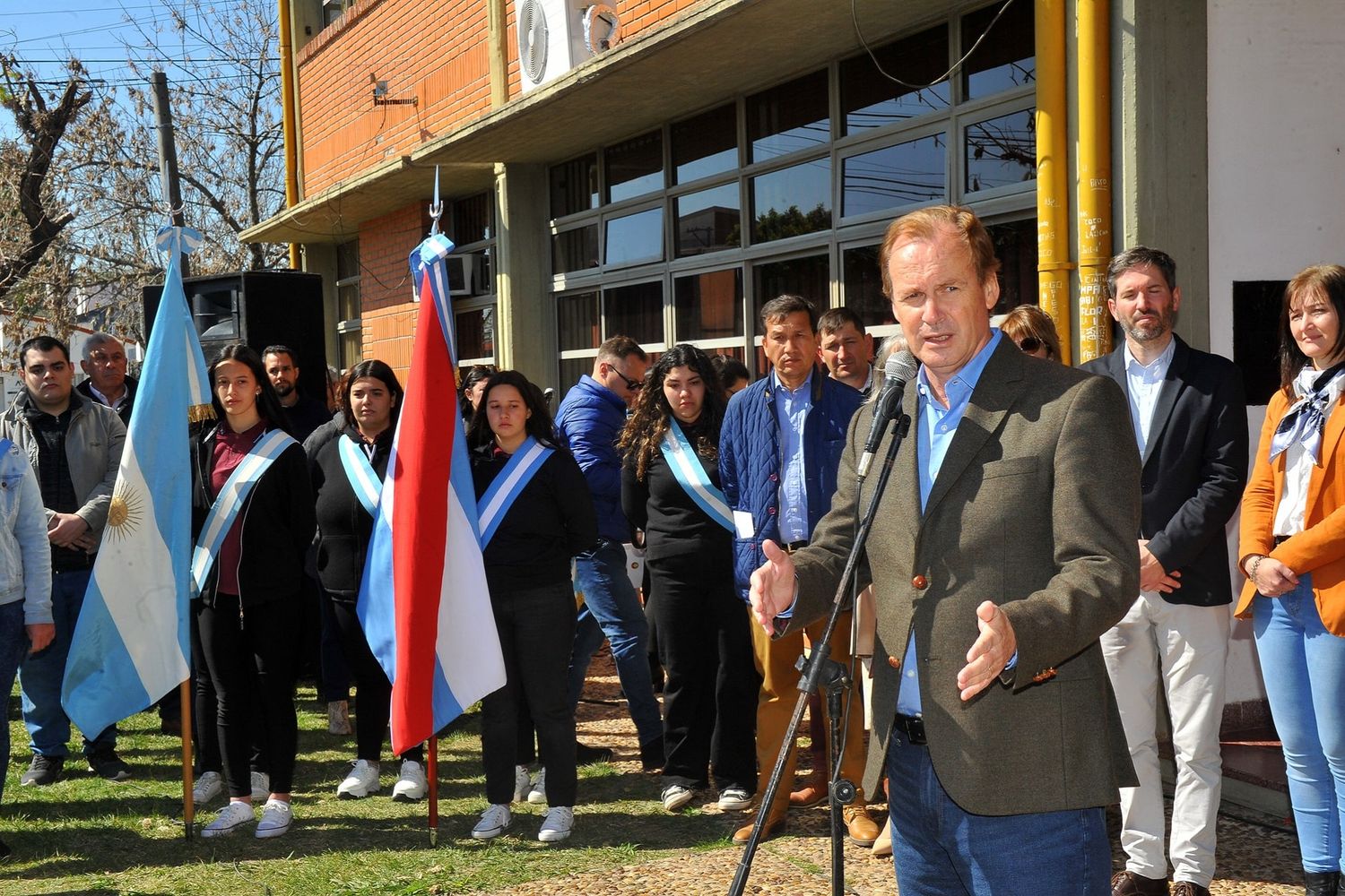 Bordet llamó a los gremios a tener empatía con la comunidad educativa