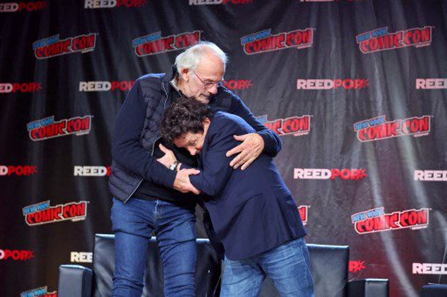 Christopher Lloyd y Michael J. Fox llenaron de ternura y optiismo el encuentro. Foto AFP