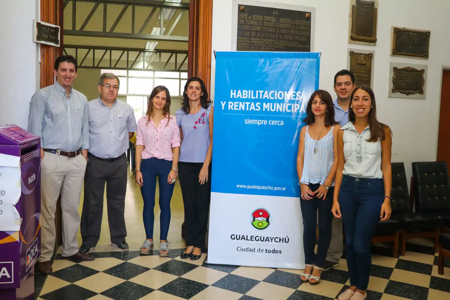 Abrió la oficina de Habilitaciones en el Centro de Defensa Comercial