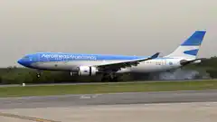 Al menos 12 heridos en un vuelo de Aerolíneas Argentinas por turbulencias fuertes