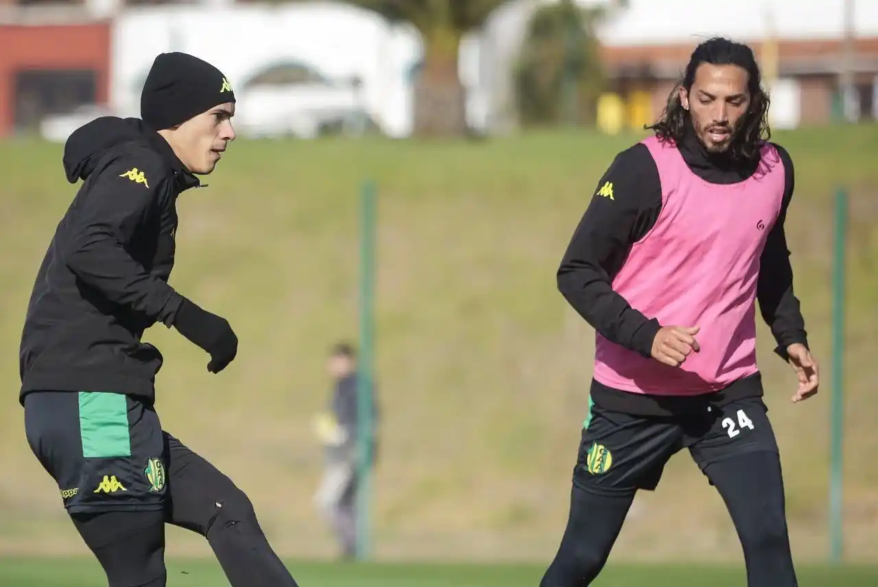 Aldosivi ensayó con cambios para jugar en Mendoza