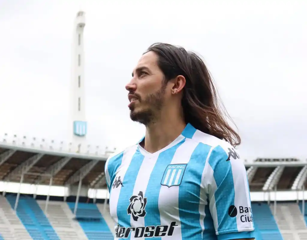 Schelotto, presentado en Racing