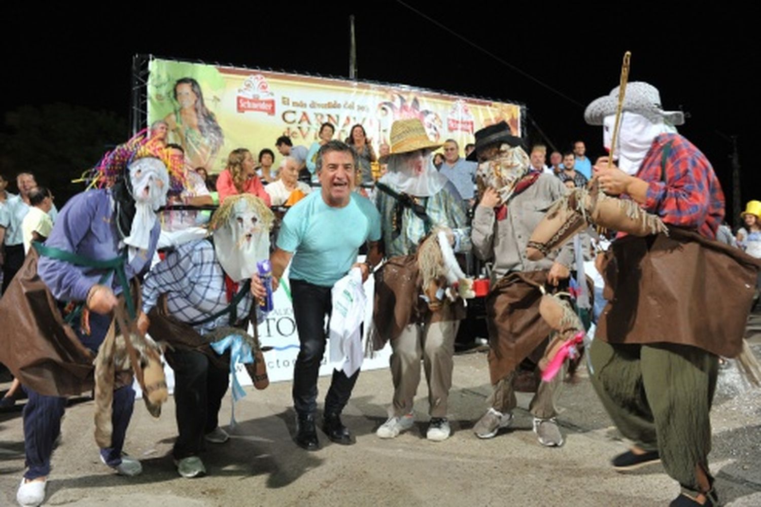 A pura diversión culminaron los carnavales de Victoria