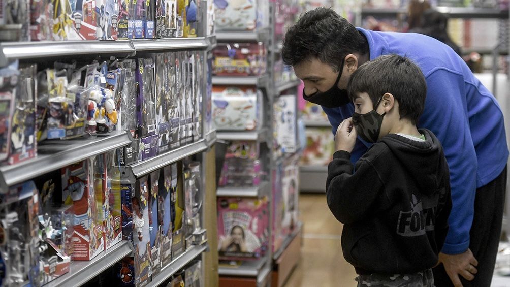 Las ventas minoristas cayeron en septiembre 10% a nivel país