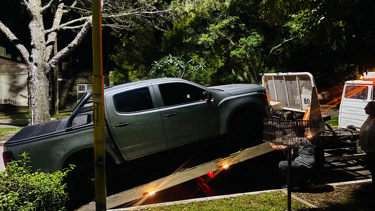 La camioneta Chevrolet S10 retenida.