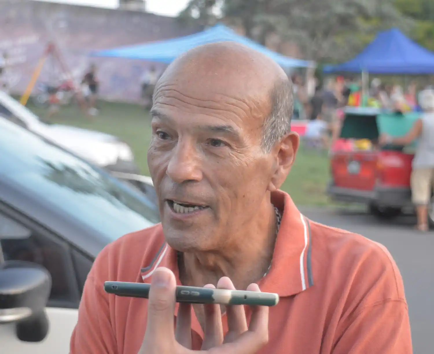 Antes de ser boxeador, fue un experimentado carnicero, oficio que retomó luego de colgar los guantes. Actualmente escribe libros y canciones. 