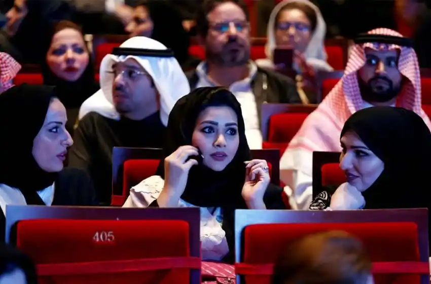 Después de 35 años, reabren los cines