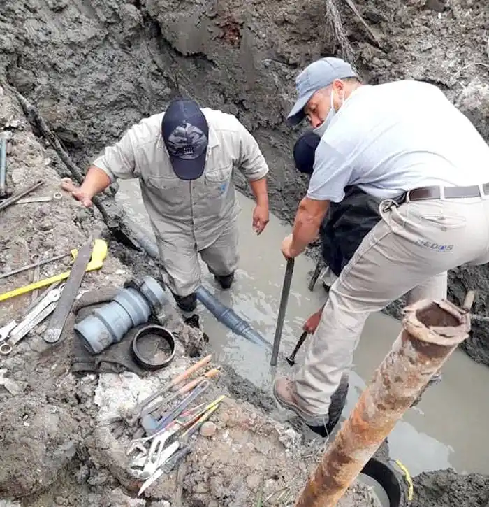Reparaciones y mejoras en las redes de agua de la zona sur