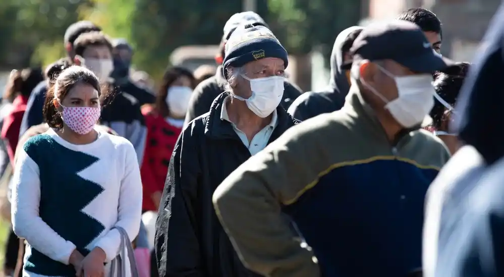 Confirmaron tres nuevas muertes y 345 contagiados en las últimas 24 horas