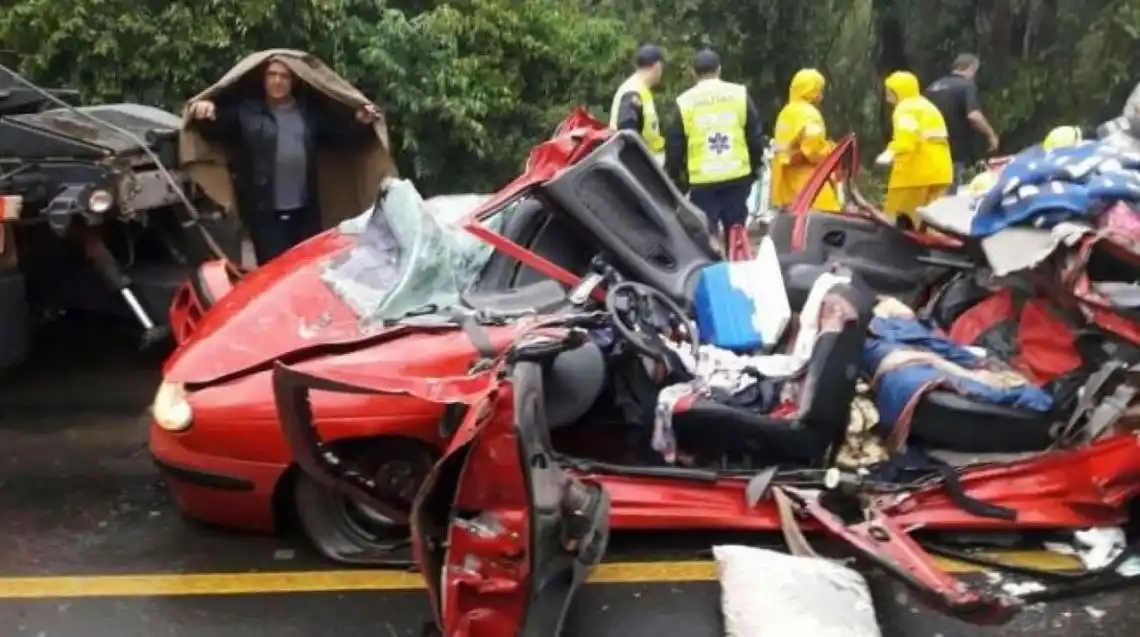 Tres argentinos murieron en un accidente en Brasil