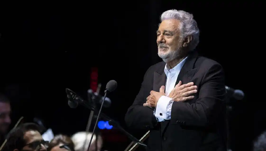 Plácido Domingo ya está en Venezuela y esto dijo al llegar (video)