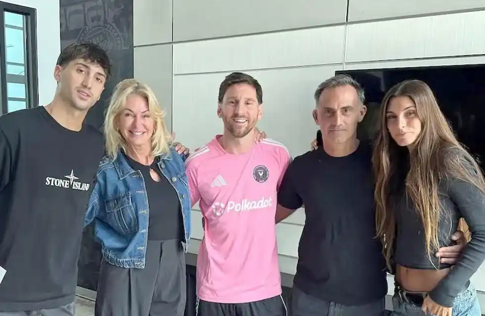 Hay equipo: los Latorre junto a Messi en Miami.