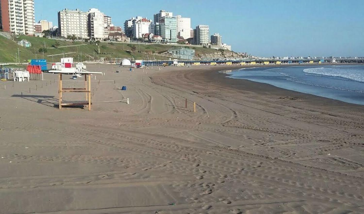 "Conserva tu Playa": limpieza de la costa marplatense y concientización