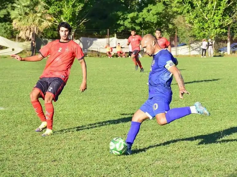Sol de América festejó ante Chacra 8
en el clásico del barrio San Miguel