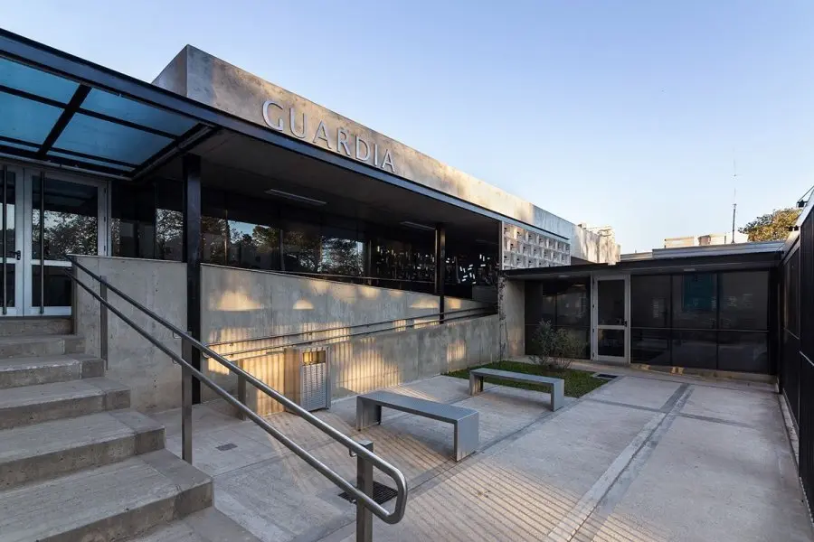 Le dieron un balazo en el abdomen y terminó muriendo en el Hospital Cullen