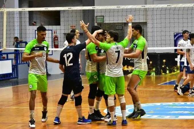 Policial debuta esta tarde ante Volei Renata de Brasil