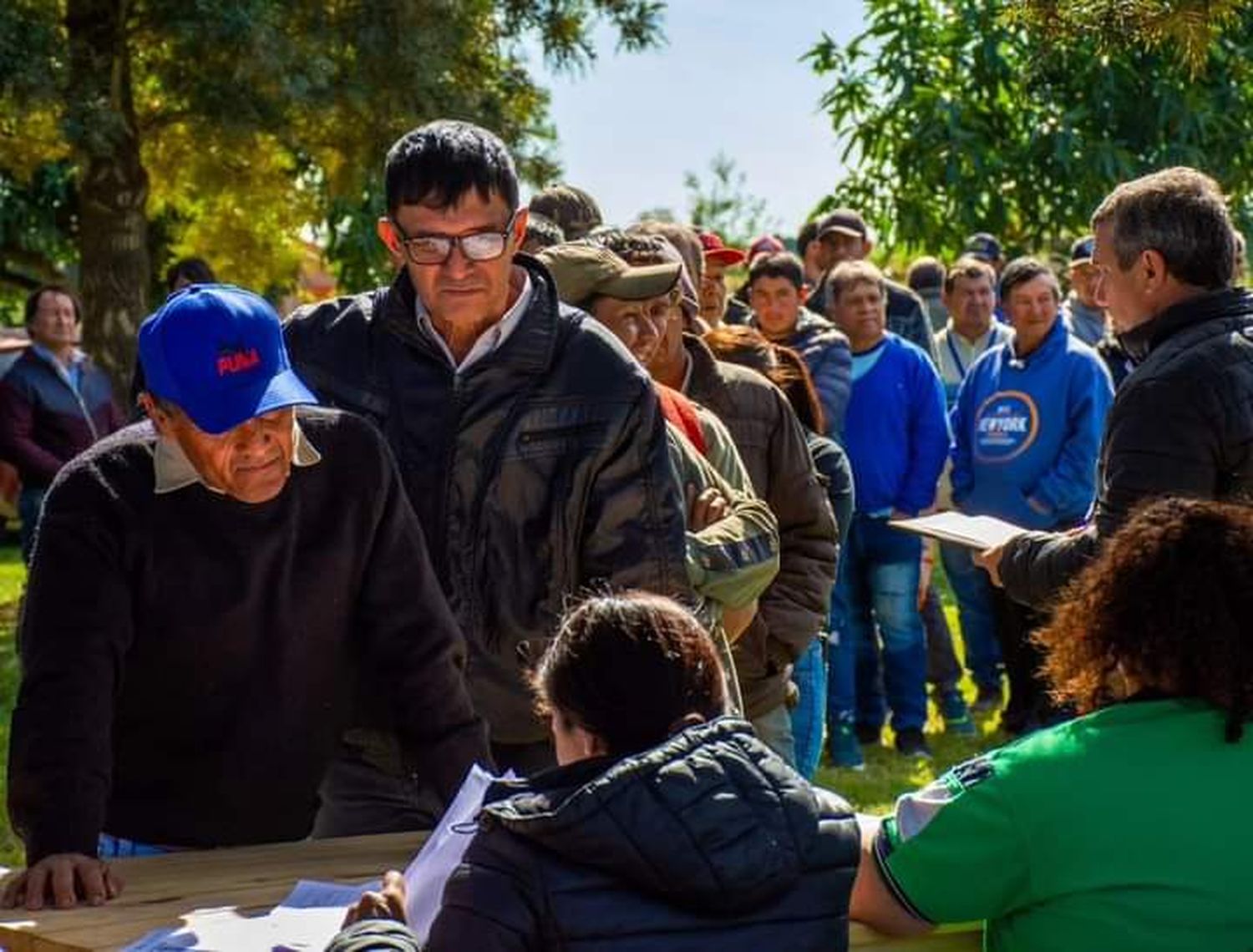 Inició el ciclo productivo 2024/25 de cultivos de maíz y cucurbitáceas en localidades del interior provincial