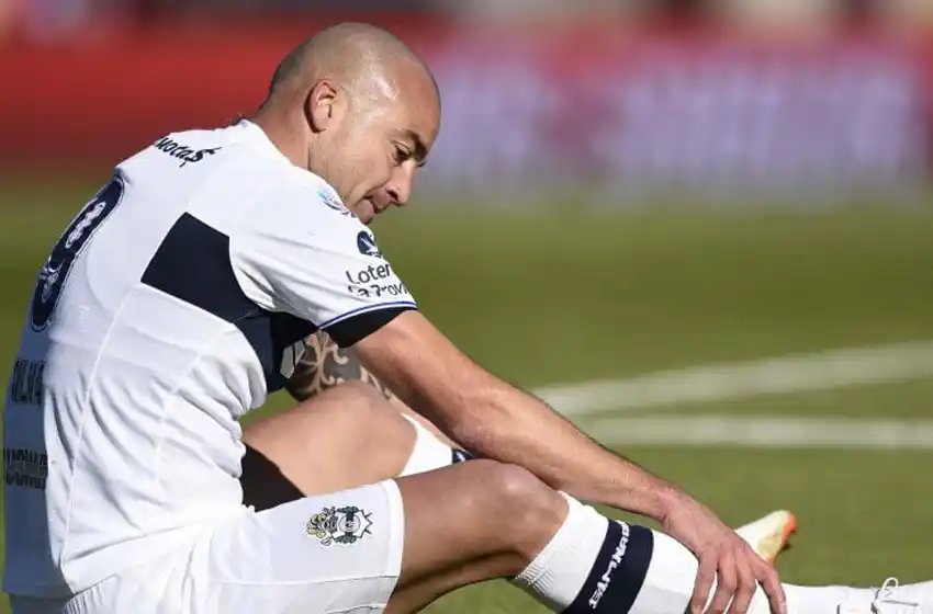 Santiago Silva dio positivo en un control antidopaje