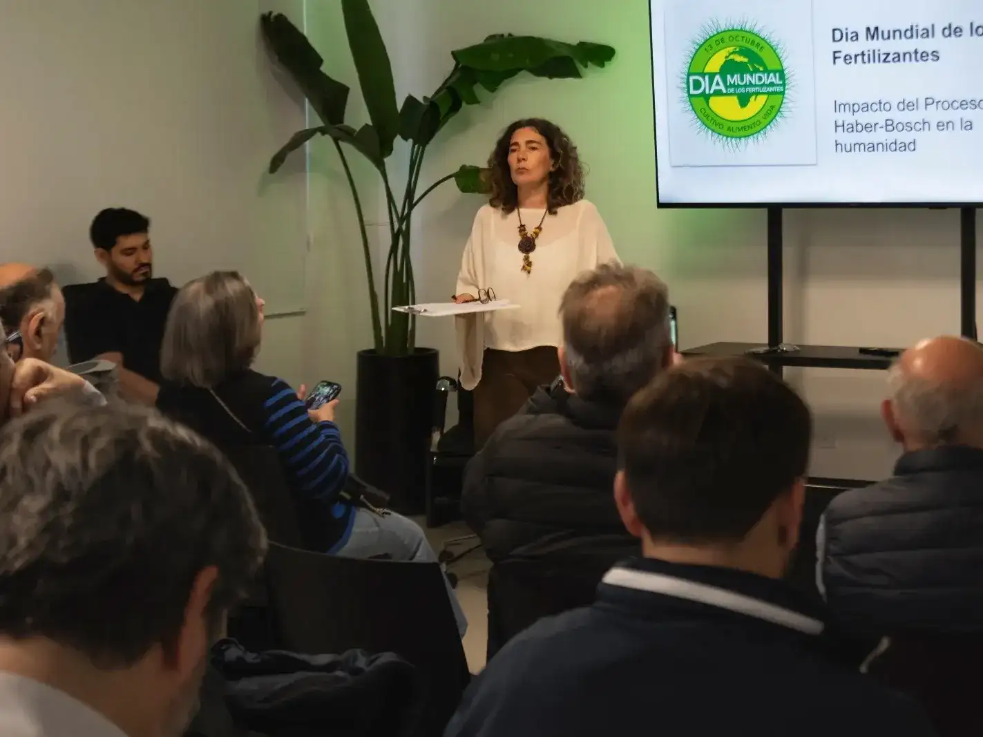 Referentes de Fertilizar demostraron que recortar la dosis de nutrientes para bajar costos reduce los rendimientos y deteriora el margen bruto.