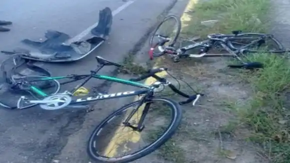 EL CONDUCTOR SE FUGÓ: dos ciclistas mueren arrollados en Cumaná