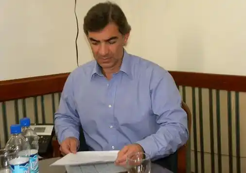 La UCR insiste: "La Policía Comunal le hace el caldo gordo al narcotráfico"