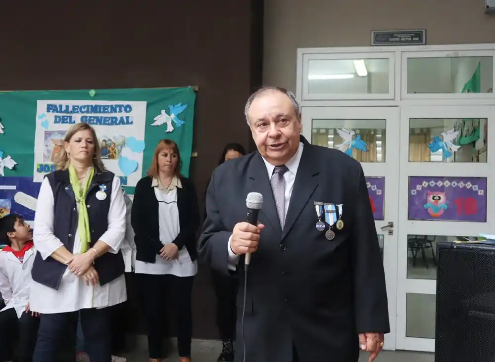 Designación de un aula con el nombre de Héctor José Castro, veterano de Malvinas