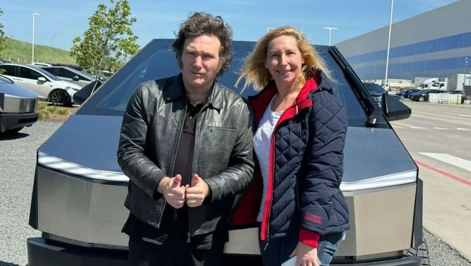 El presidente Javier Milei junto a su hermana Karina en Estados Unidos.