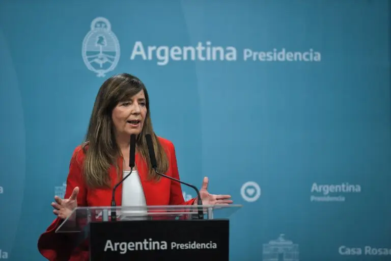 Cerruti dijo que con Massa “los índices económicos mejoraron” y negó cifras de hambre y pobreza