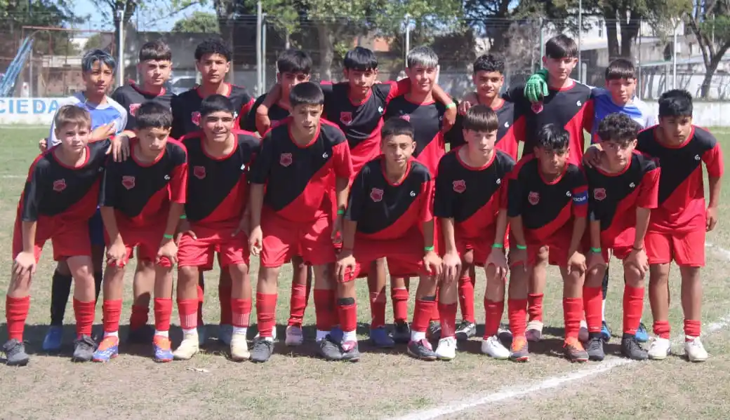 Gualeguay y Gualeguaychú buscan pasaje a la fase Final