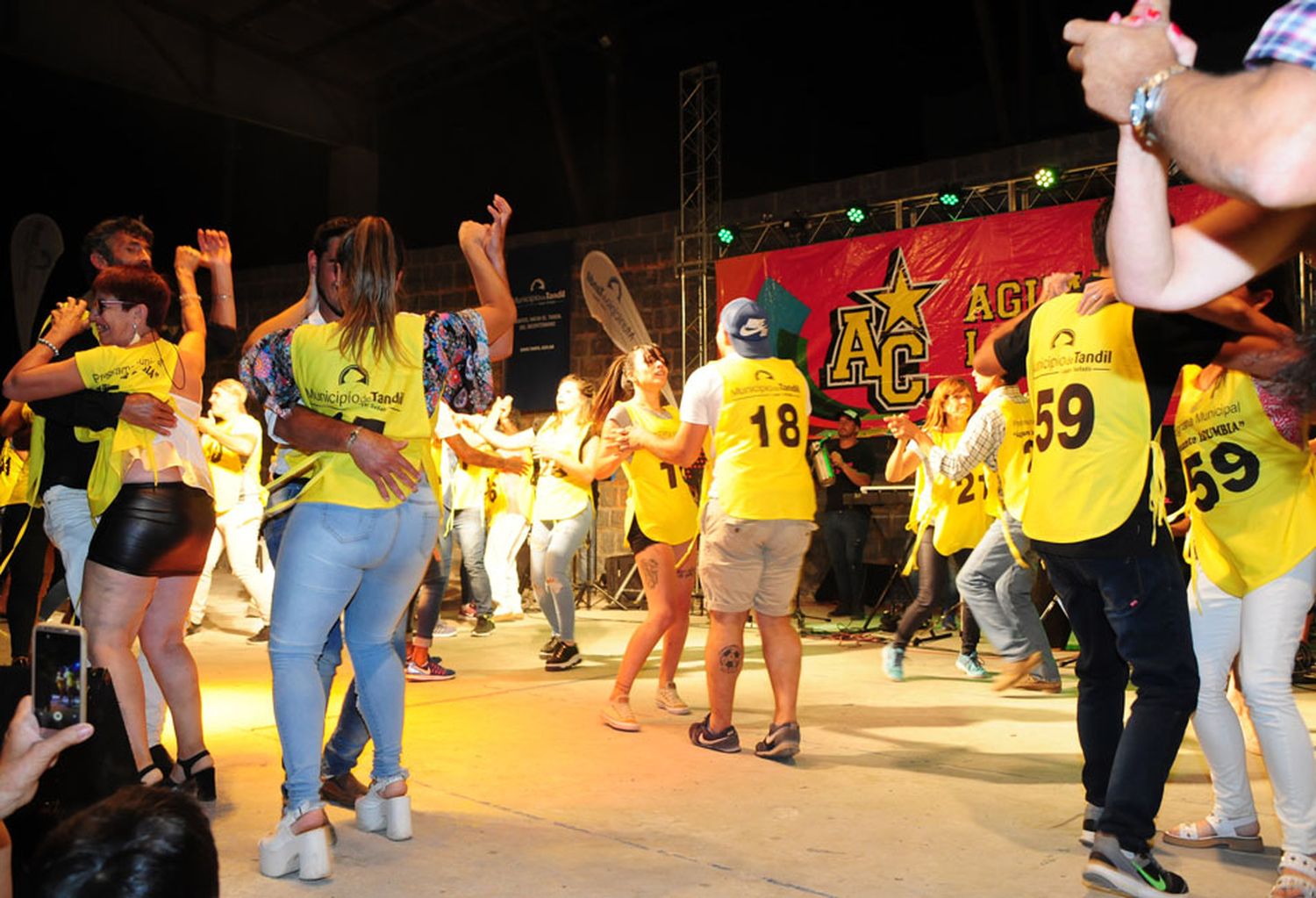 Una multitud acudió al Anfiteatro para la noche final de Aguante la Cumbia