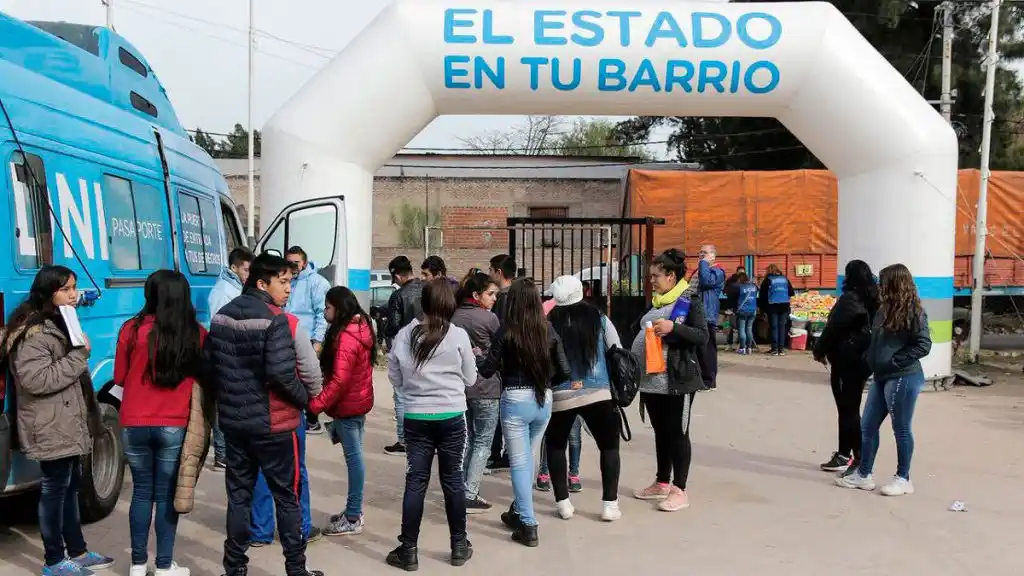 Stanley recorrió Esteban Echeverría junto al precandidato a Intendente de Cambiemos, Evert Van Tooren