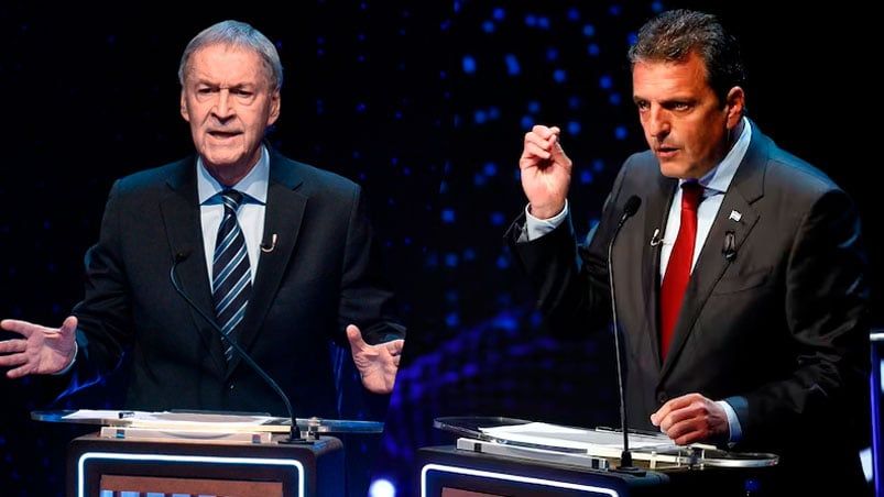 Massa desembarcó en Córdoba y buscó seducir a los votantes, pero Schiaretti lo cruzó: "No andamos prometiendo cosas que después no cumplimos"
